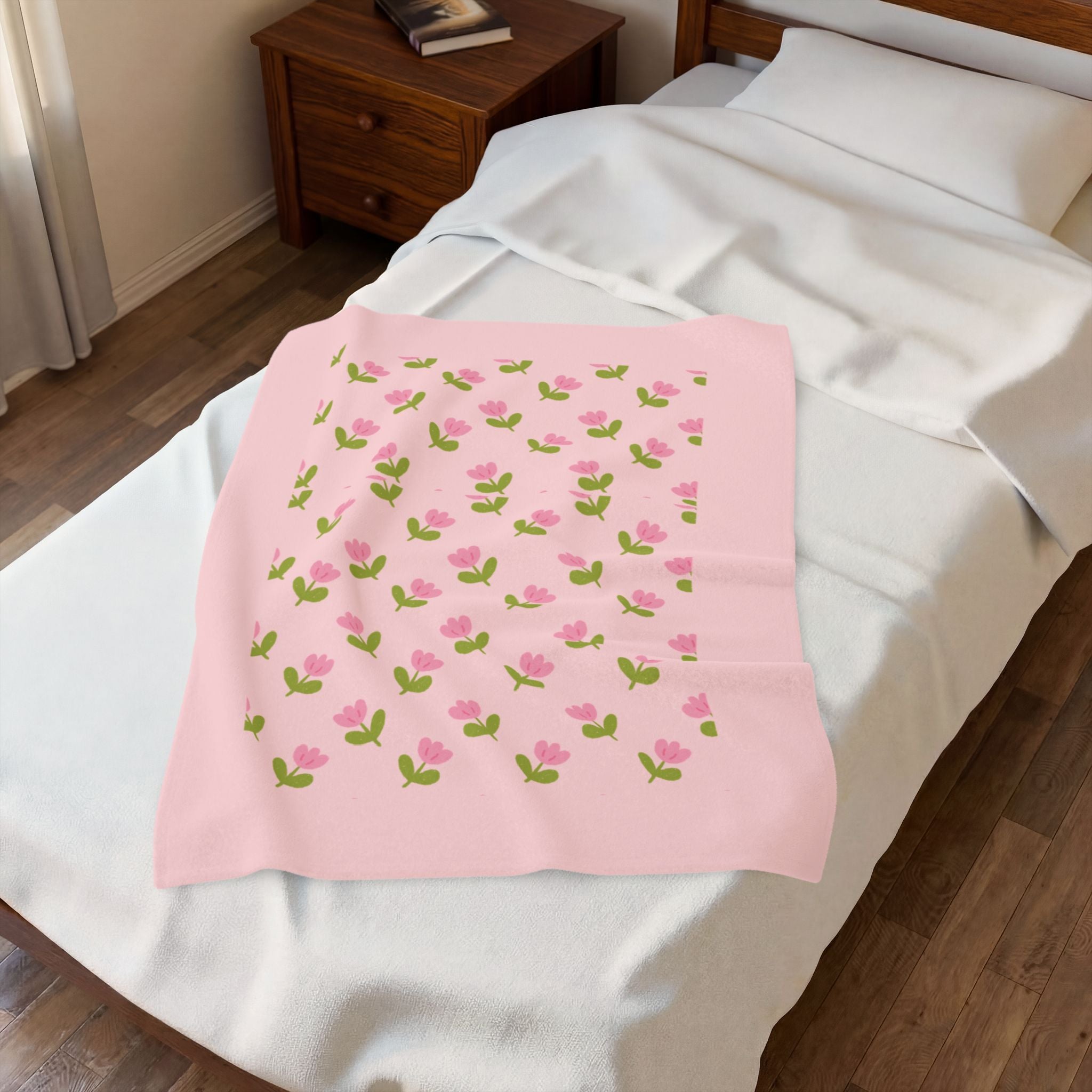 Pink Floral Velveteen Plush Blanket – Soft Rose Pattern Throw for Nursery, Gifts & Cozy Home